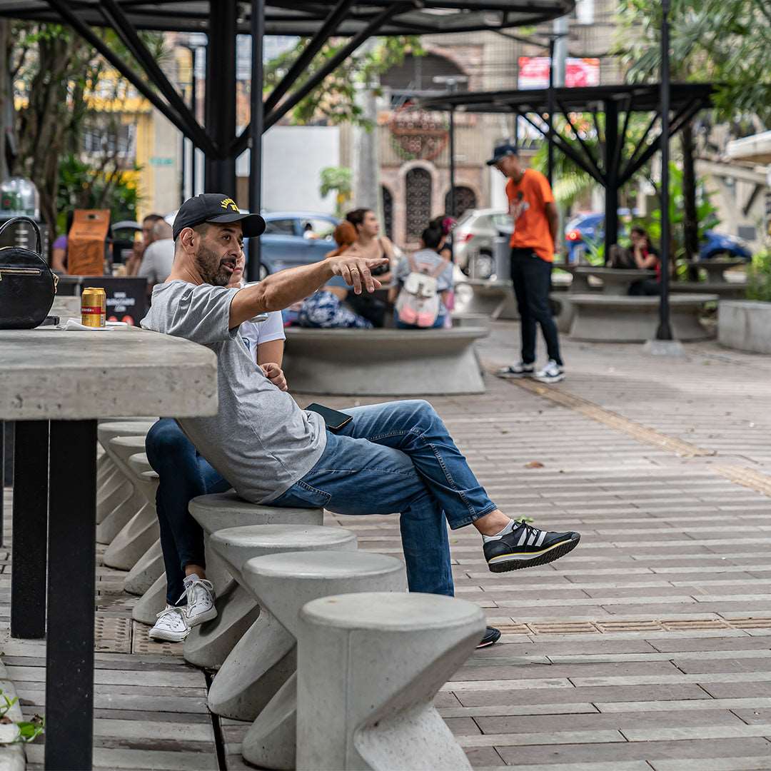 FUNGI | Mobiliario Urbano | Butacos en Concreto | Konkretus Colombia