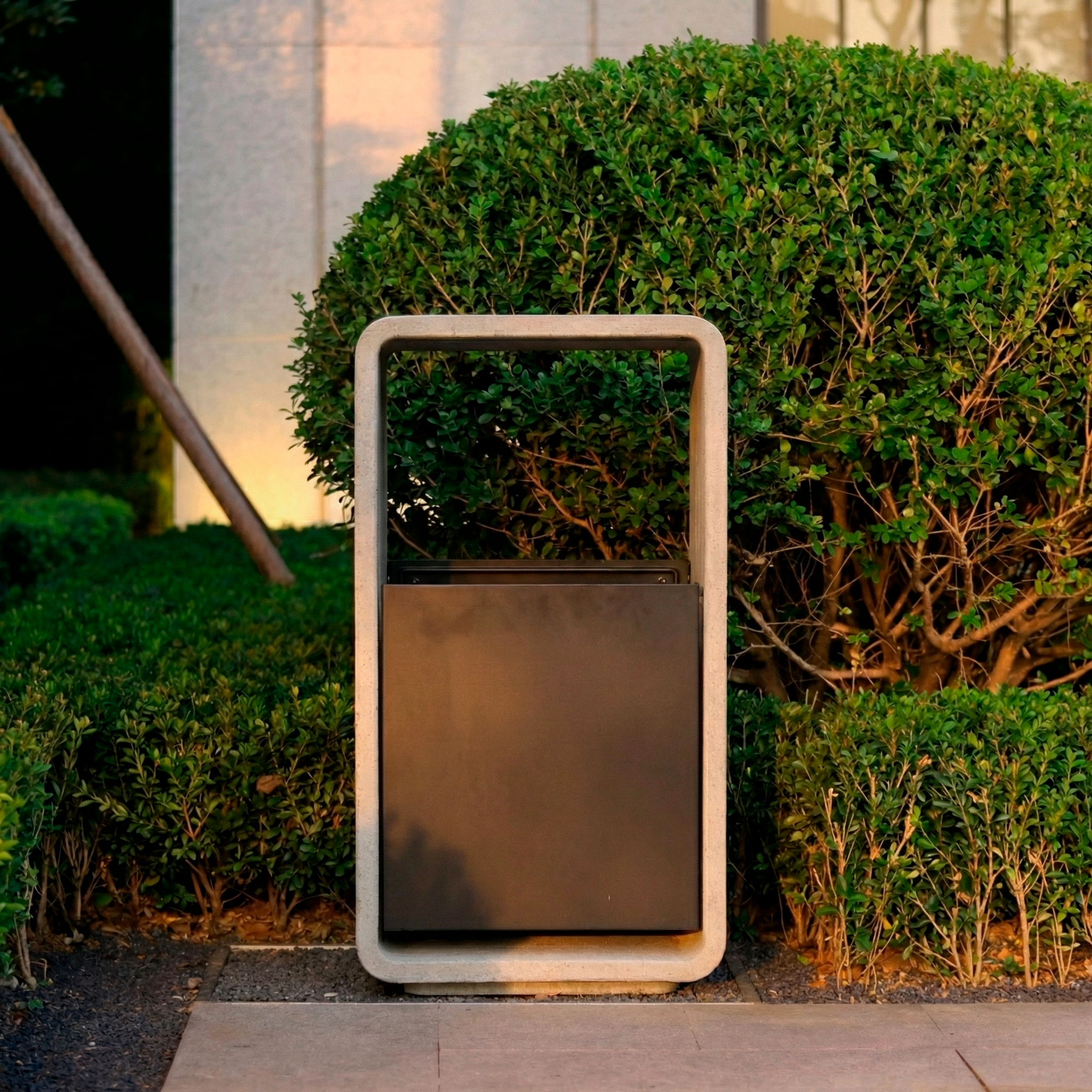 AEERO GARBAGE CAN