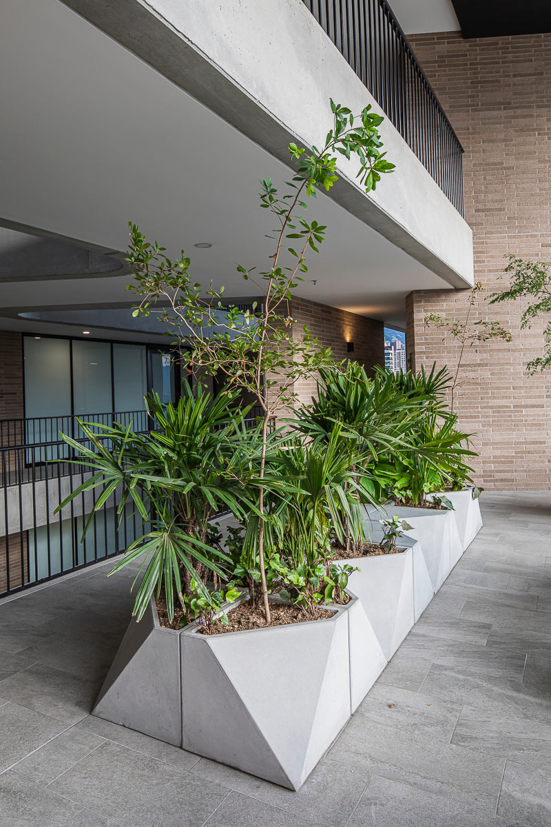 FALDEK PLANTER