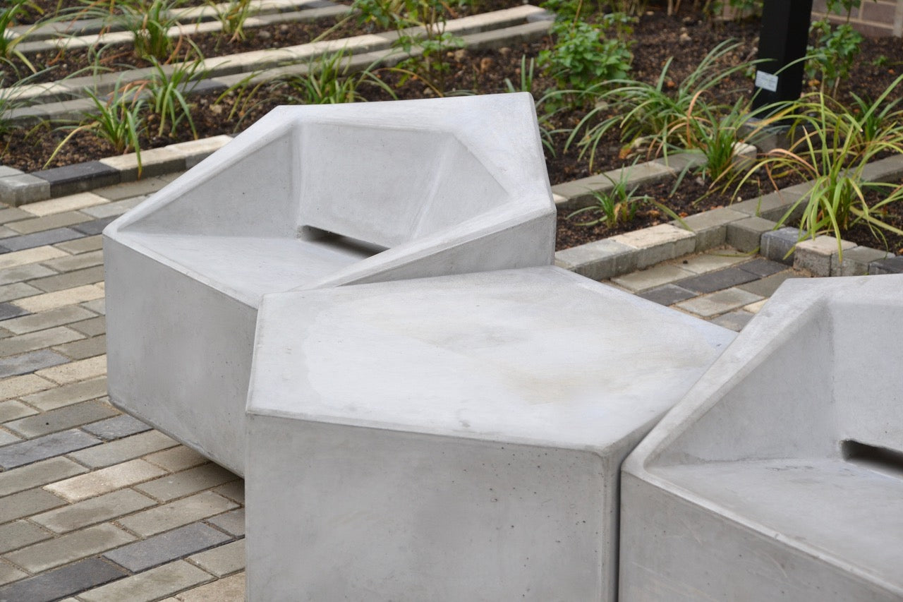 SAMLE BENCH - Konkretus