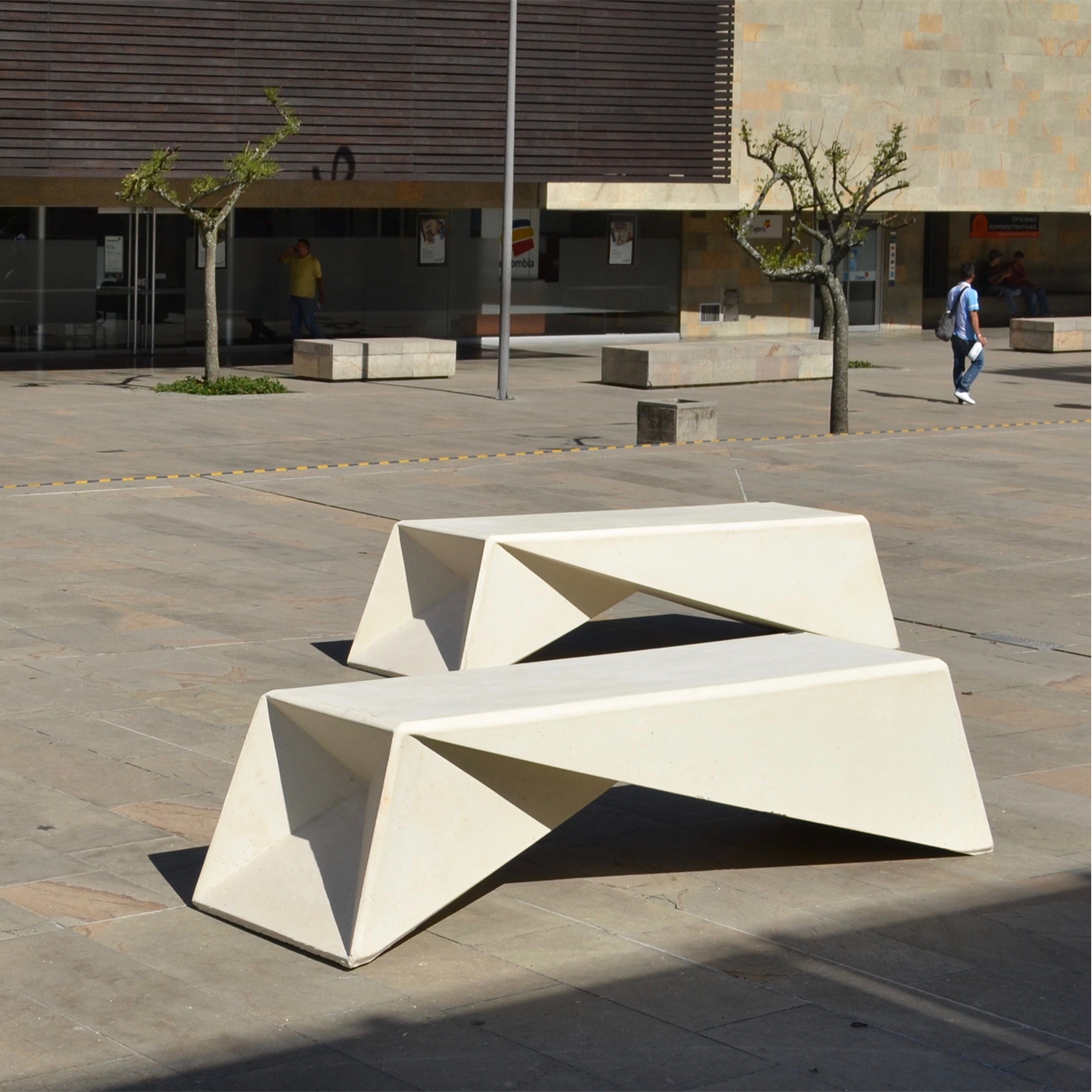 MC BENCH - Konkretus